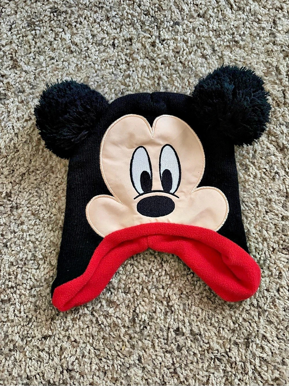 Disney Mickey Mouse Big Face Ear Pom Beanie Hat Black & Red